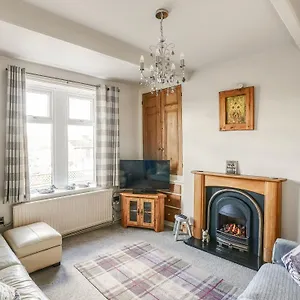 Holiday home Strawberry United Kingdom