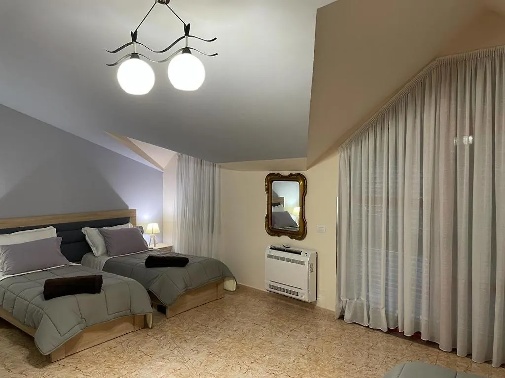 Maison Centre Shkodër