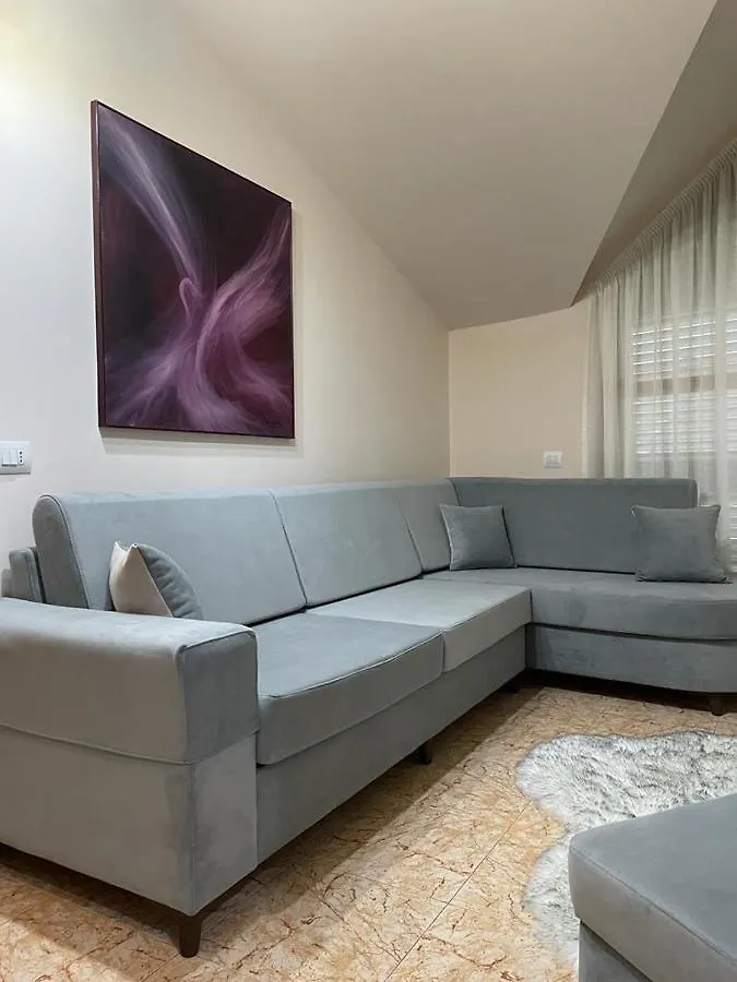 Maison Centre Shkoder